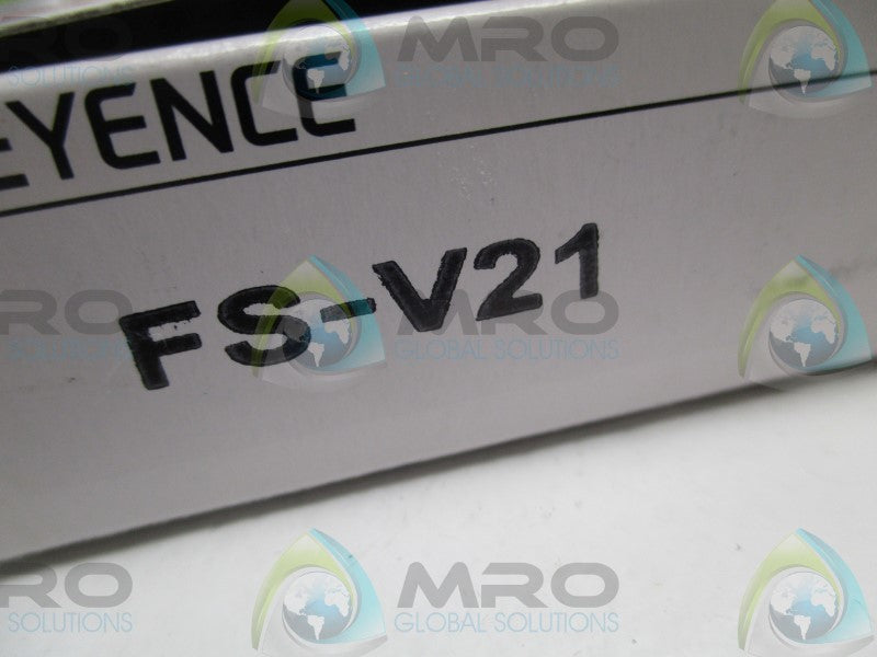 KEYENCE FS-V21 DUAL DIGITAL FIBER SENSOR  NSMP