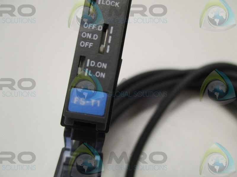 KEYENCE FS-T1 FIBER OPTIC SENSOR  NSNP