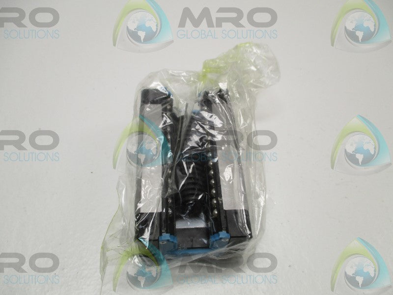 STAR 1621-214-10 RUNNER BLOCK/BALL RAIL  NSMP