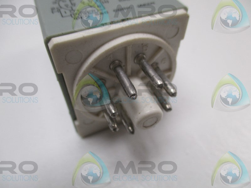 IDEC RTB-CP2N ELECTRONIC TIMER 0-180s  UNMP