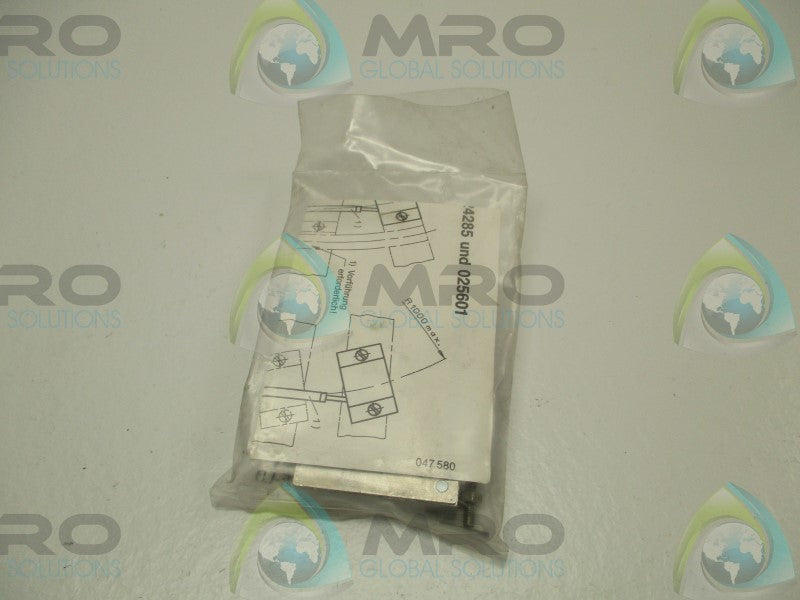 EUCHNER 048850 ACTUATOR HINGED KEY  NSMP