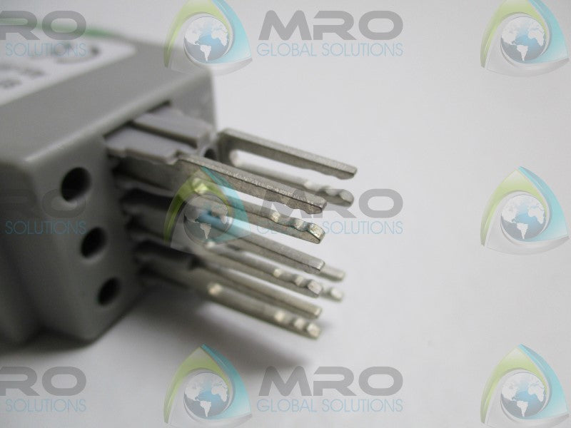 PHOENIX CONTACT ST-OV3-230AC/24DC/2 SOLID STATE RELAY  NSNP