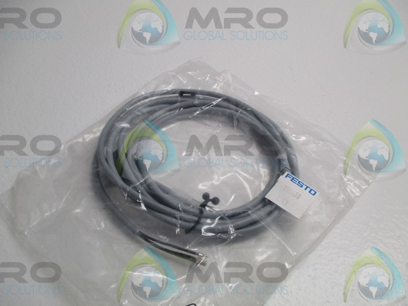 FESTO KMEB1-24-2.5-LED 151688 CABLE SOCKET CONNECTOR  NSMP