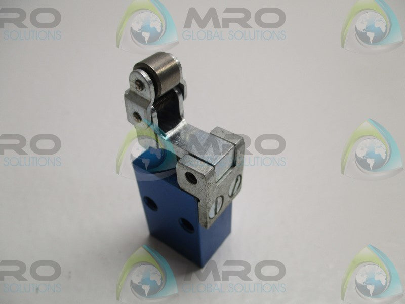 FESTO L-3-M5 TOGGLE LEVER VALVE  NSNP