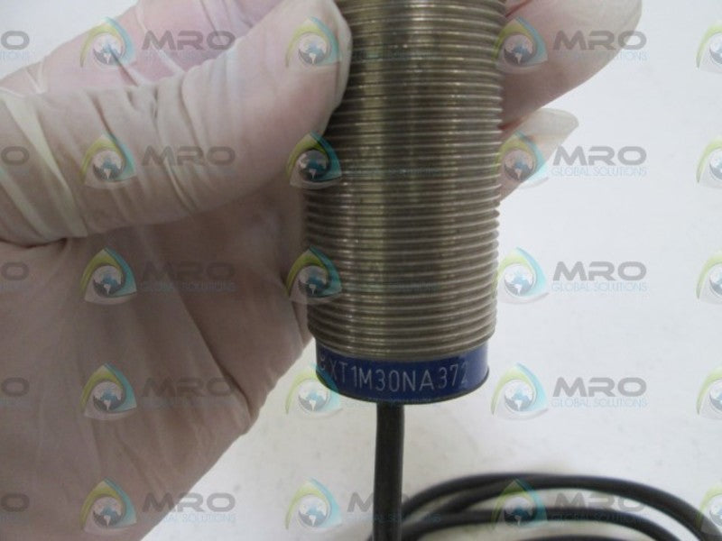 TELEMECANIQUE SWITCH XTM1M30NA372  UNMP