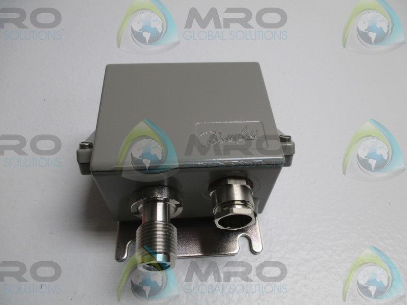 DANFOSS EMP2 084G2107 PRESSURE TRANSMITTER  NSMP