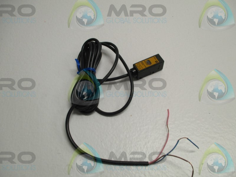 OMRON E3S-2LB4 PHOTOELECTRIC SWITCH (MISSING ACCESSORIES)  NSNP