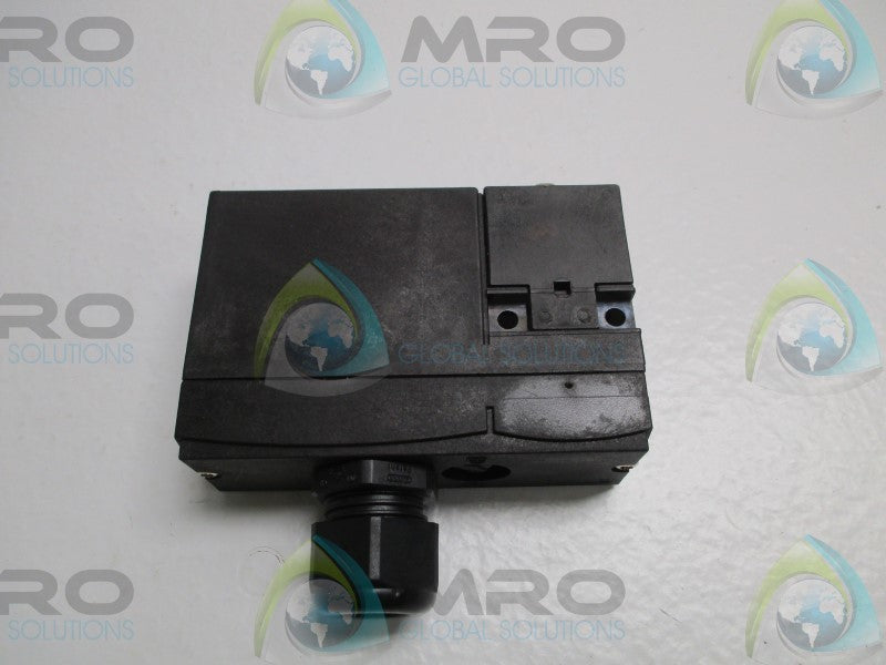SCHMERSAL AZM170-02zi-B6L SAFETY INTERLOCK SWITCH  NSNP