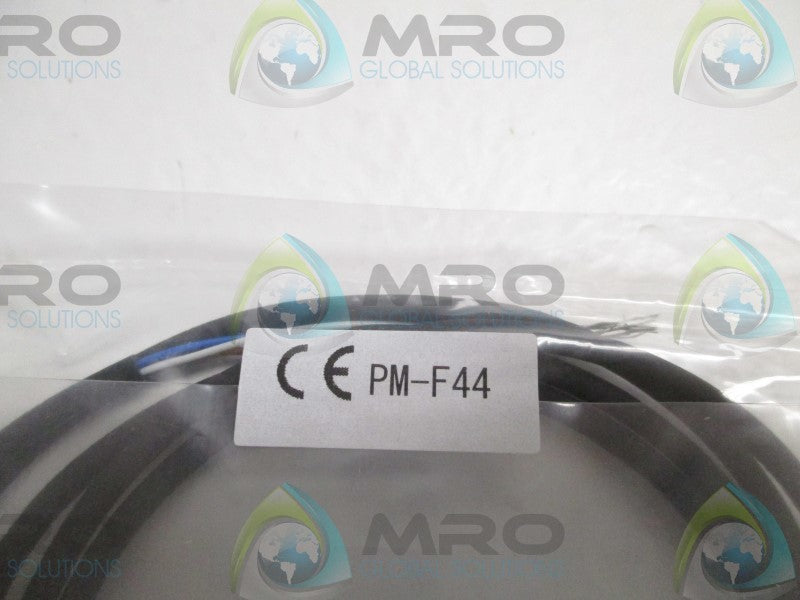 SUNX PM-F44 PHOTOELECTRIC SENSOR  NSMP