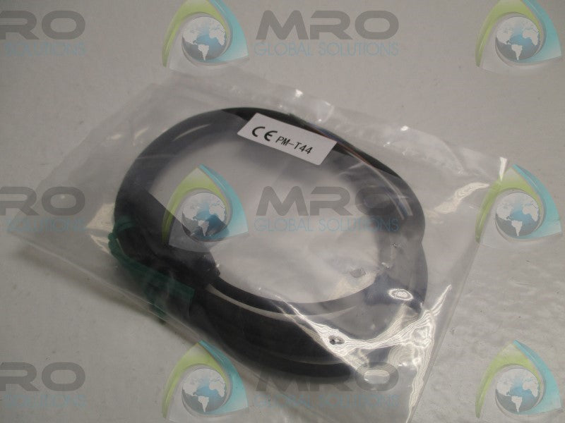 SUNX PM-T44 PHOTOELECTRIC SENSOR  NSMP