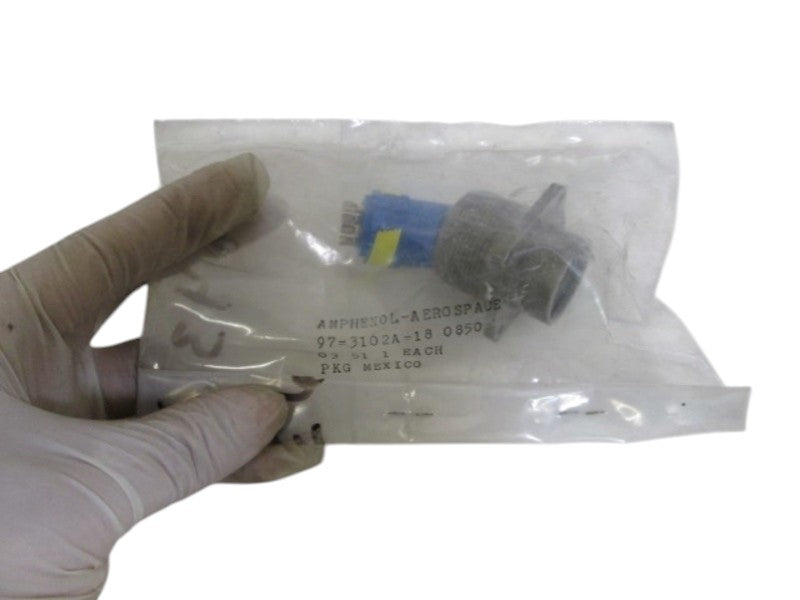 AMPHENOL CONNECTOR 97-3102A-18  NSMP