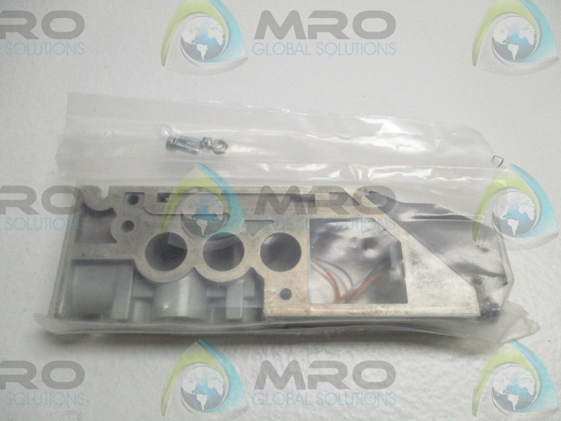 NUMATICS 239-698 MANIFOLD BASE  NSMP
