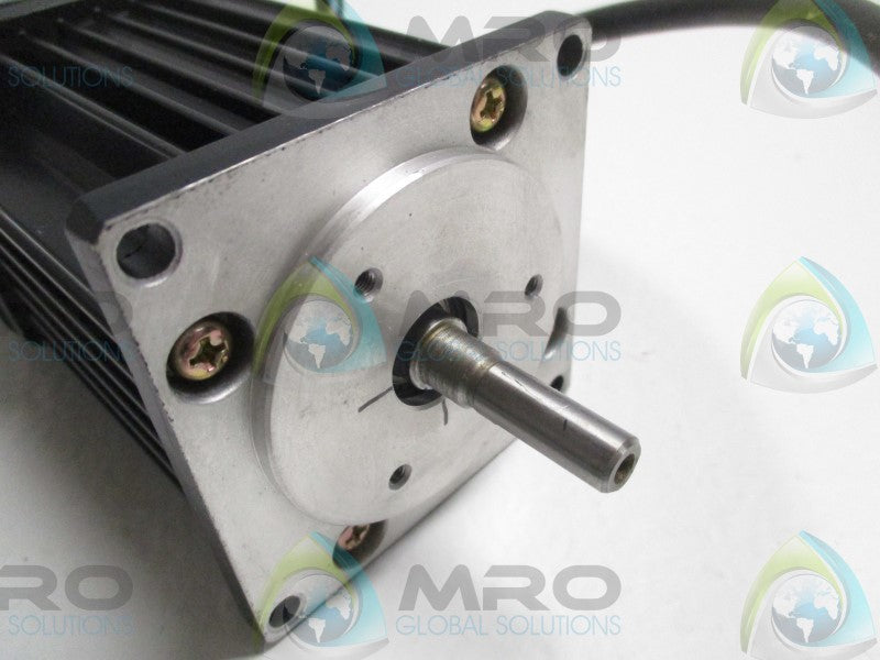 YASKAWA USAREM-01DSW13 AC SERVO MOTOR RPM:3000  UNMP