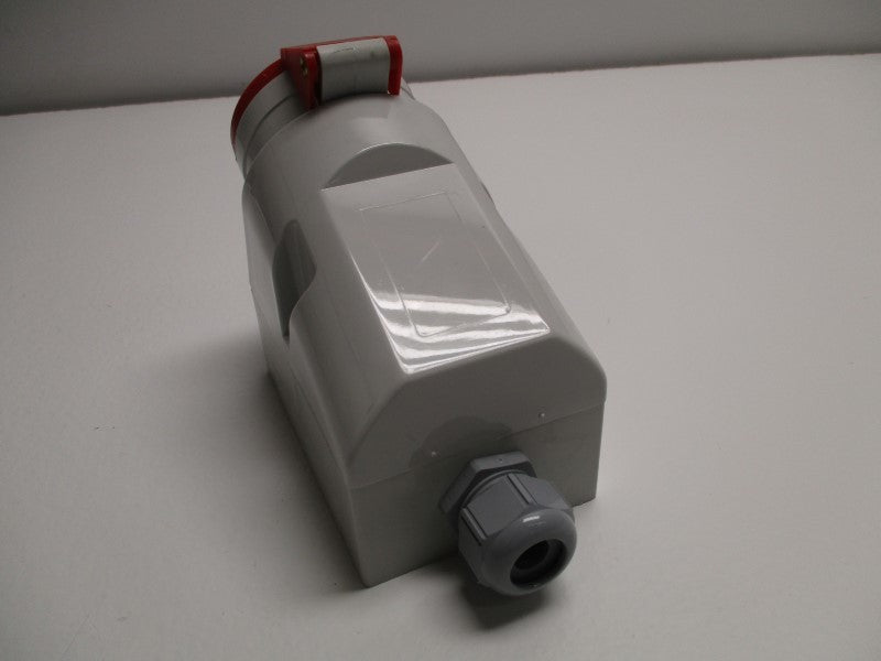BALSCEENORM 103 WALL MOUNTING SOCKET OUTLET  NSNP