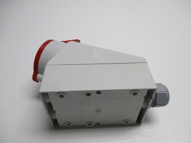 BALSCEENORM 103 WALL MOUNTING SOCKET OUTLET  NSNP