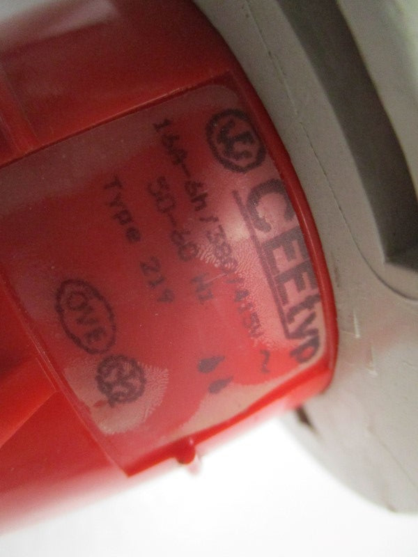 CEETYP 219 PIN & SLEEVE PLUG  UNMP