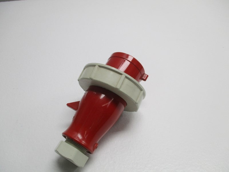 CEEFORM 32-6h/380 PIN & SLEEVE PLUG  NSNP