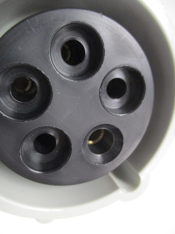 BALSCEENORM 1212 PANEL MOUNTING SOCKET OUTLET ANGLED  NSNP
