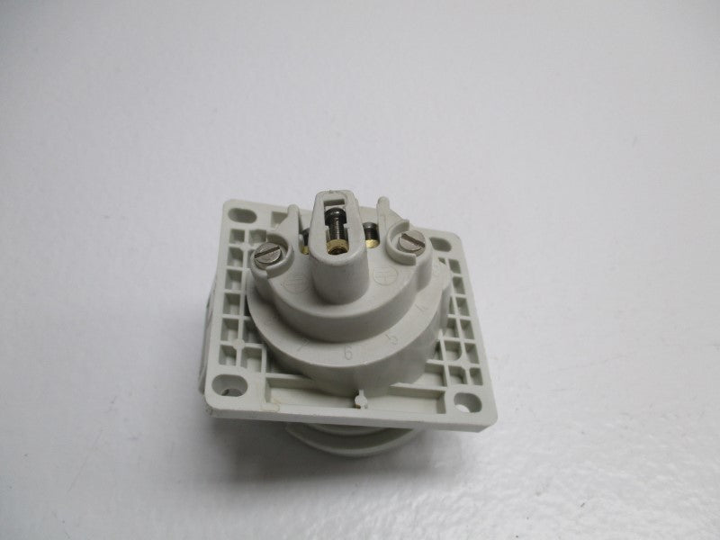 MENNEKES 16A-3h/uber50-250V PANEL MOUNTING SOCKET OUTLET ANGLED  NSNP