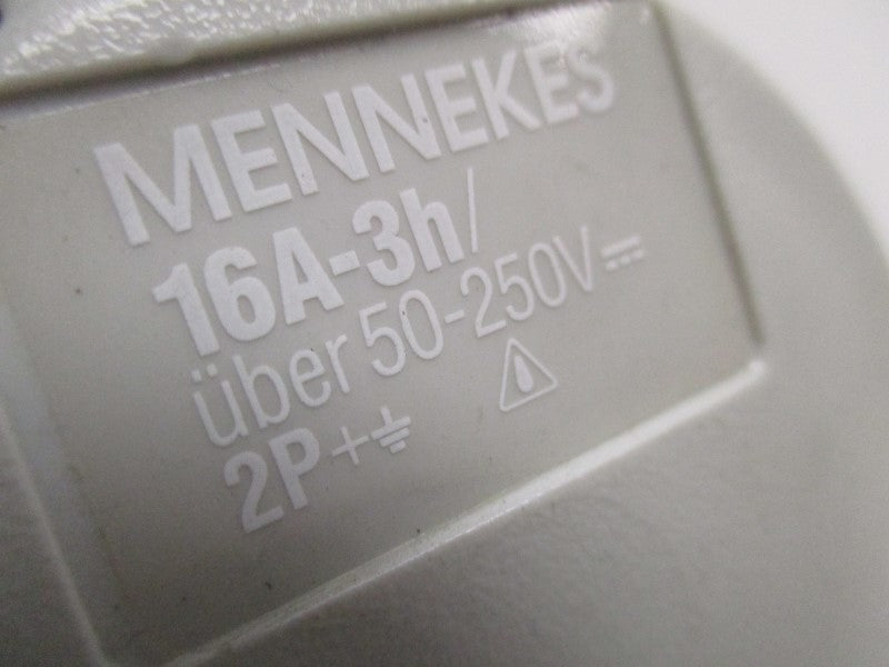 MENNEKES 16A-3h/uber50-250V PANEL MOUNTING SOCKET OUTLET ANGLED  NSNP