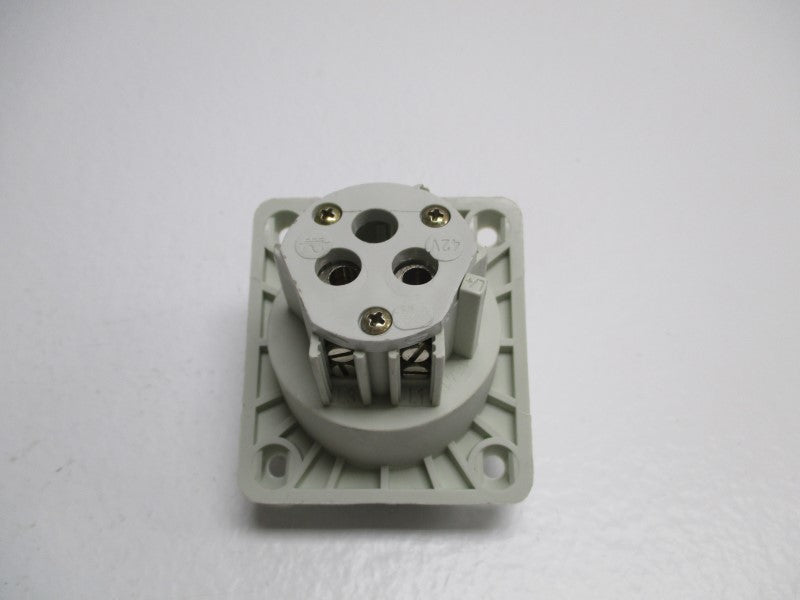 BALSCEENORM 16-10h/bis50V PANEL MOUNTING SOCKET OUTLET ANGLED  NSNP