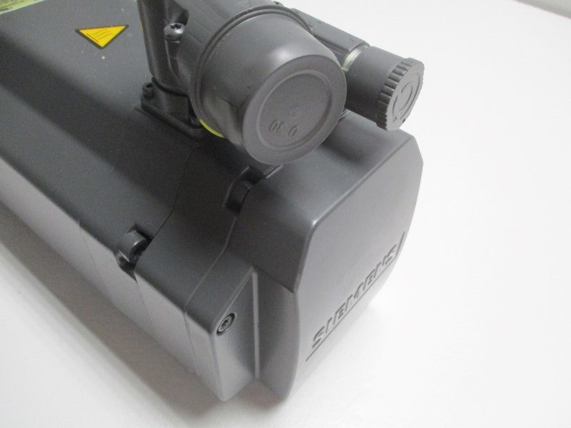 SIEMENS 1FK7085-7AF71-1EG5-Z SERVO MOTOR  NSNP