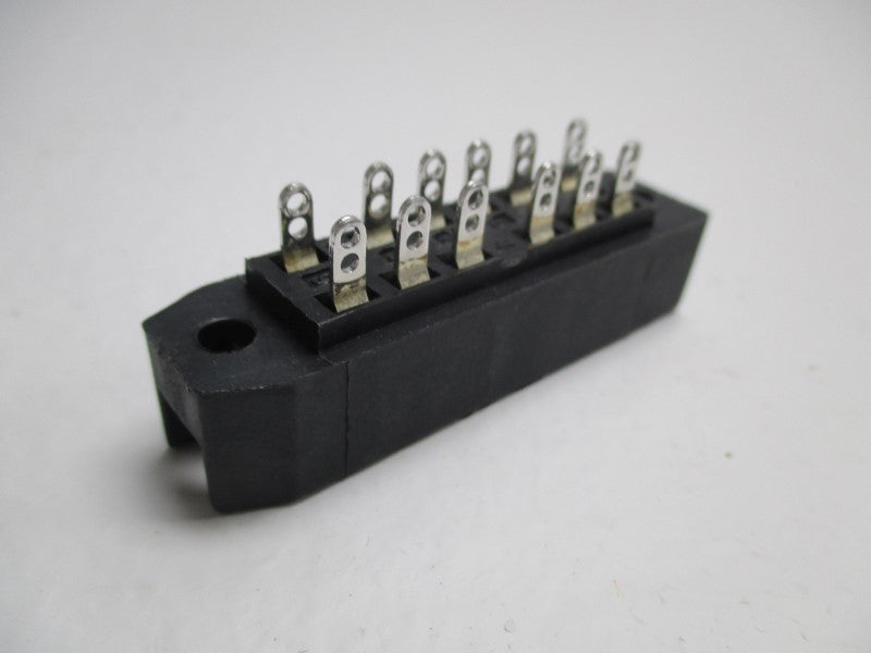 BINDER 1101040012 TERMINAL SOCKET  NSNP