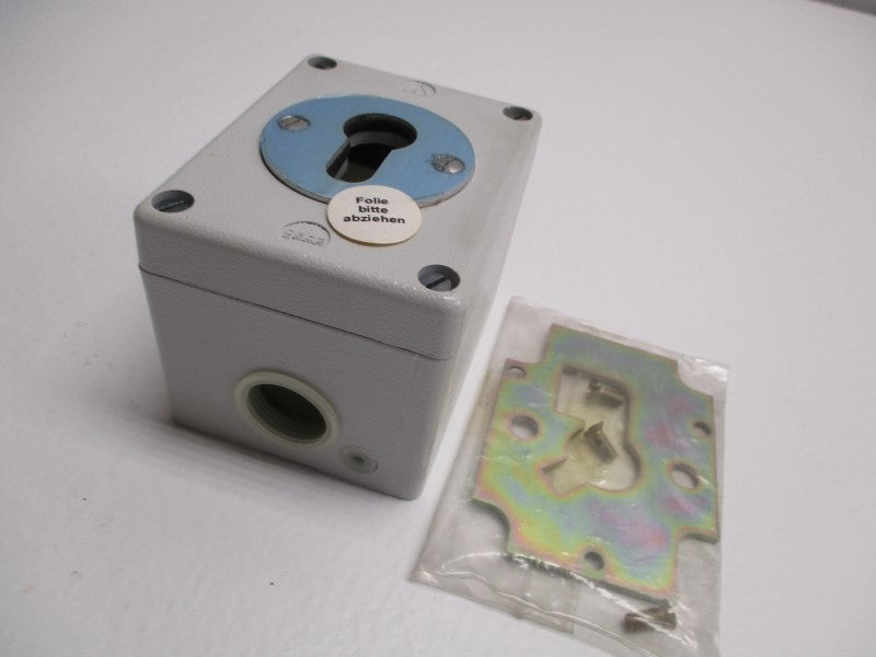 JUNG 200198-201 PROFILE HALF CYLINDER  NSMP