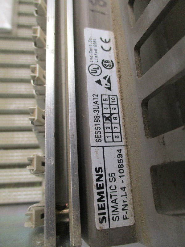 SIEMENS SIMATIC S5 6ES5188-3UA12 21-SLOT RACK UNIT (AS PICTURED)  UNMP