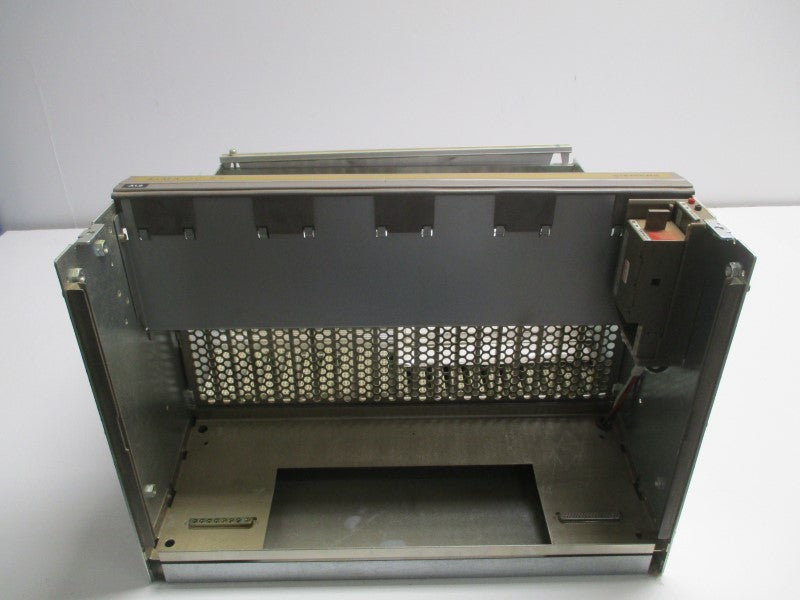 SIEMENS SIMATIC S5 6ES5188-3UA12 21-SLOT RACK UNIT (AS PICTURED)  UNMP