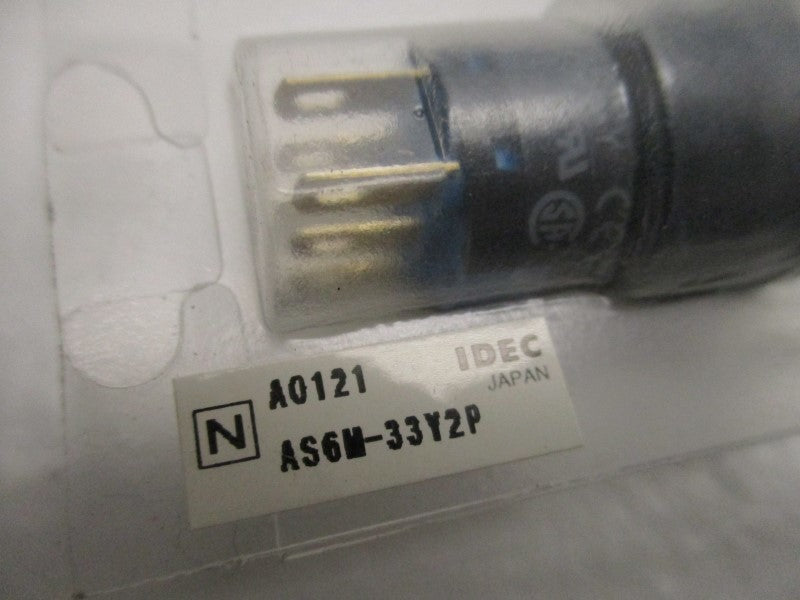 IDEC AS6M-33Y2P SELECTOR SWITCH  NSMP