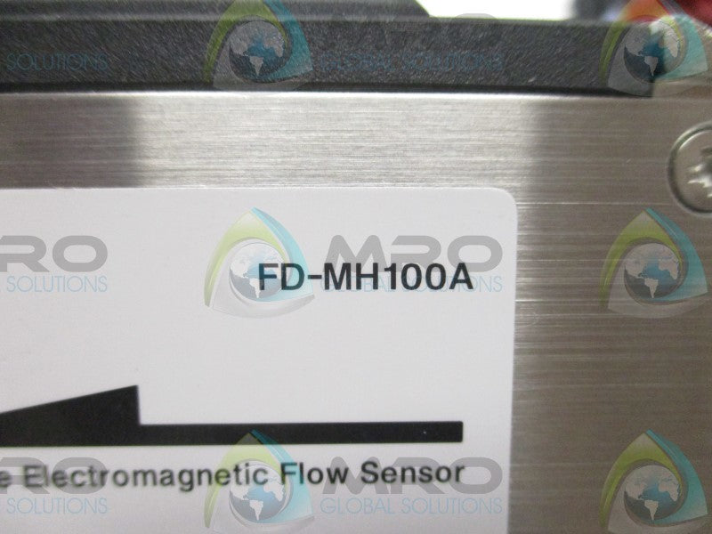KEYENCE FD-MH100A(10M) CAPACITANCE ELECTROMAGNETIC FLOW SENSOR  NSNP