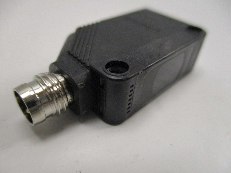 OMRON E3Z-T66-L THRU BEAM SWITCH (MISSING ACCESSORIES)  NSNP