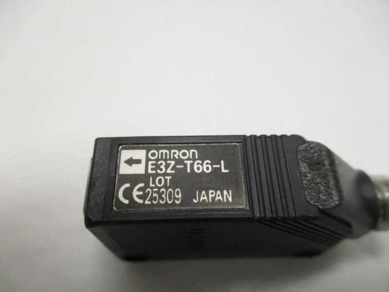 OMRON E3Z-T66-L THRU BEAM SWITCH (MISSING ACCESSORIES)  NSNP