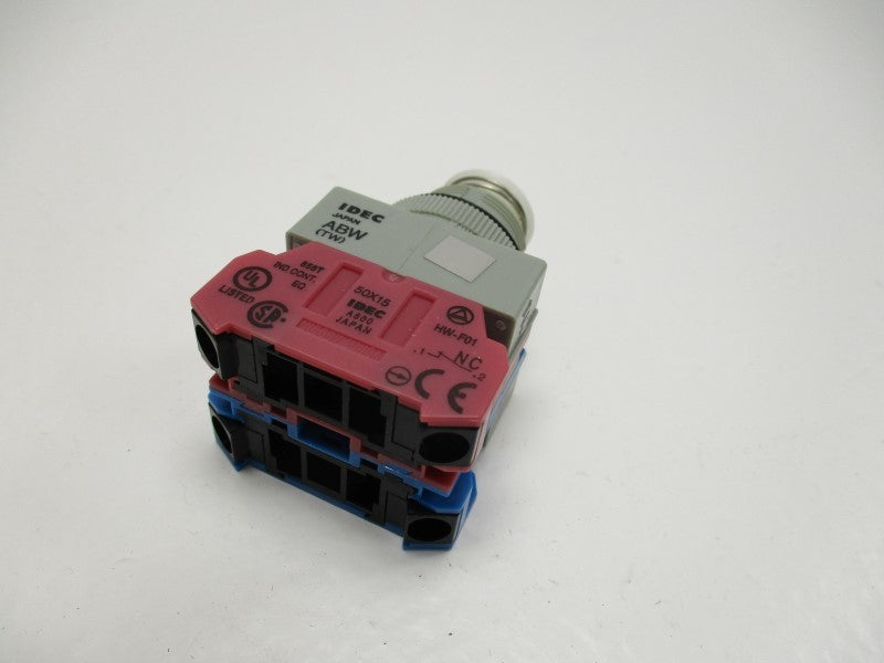 IDEC ABFW211N-B BLACK PUSHBUTTON  NSMP