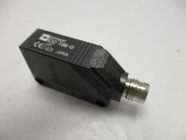 OMRON E3Z-T66-D THRU BEAM SWITCH (MISSING ACCESSORIES)  NSNP