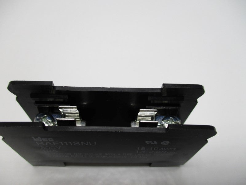 IDEC BAF111SNU FUSE BLOCK  NSNP