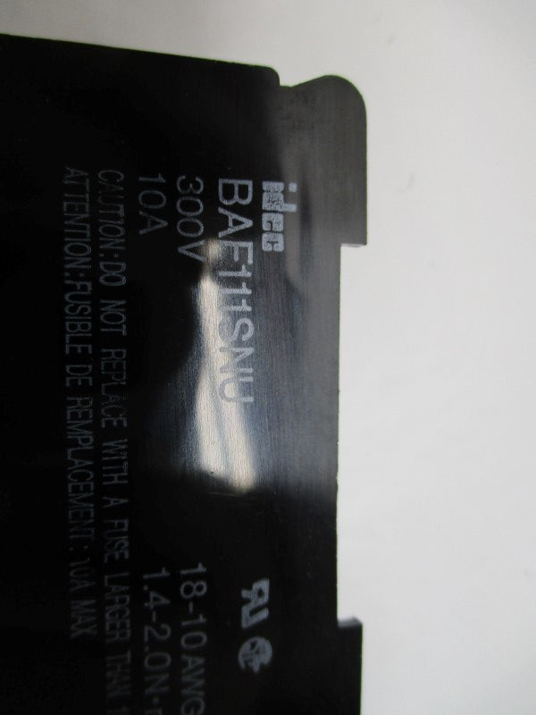 IDEC BAF111SNU FUSE BLOCK  NSNP