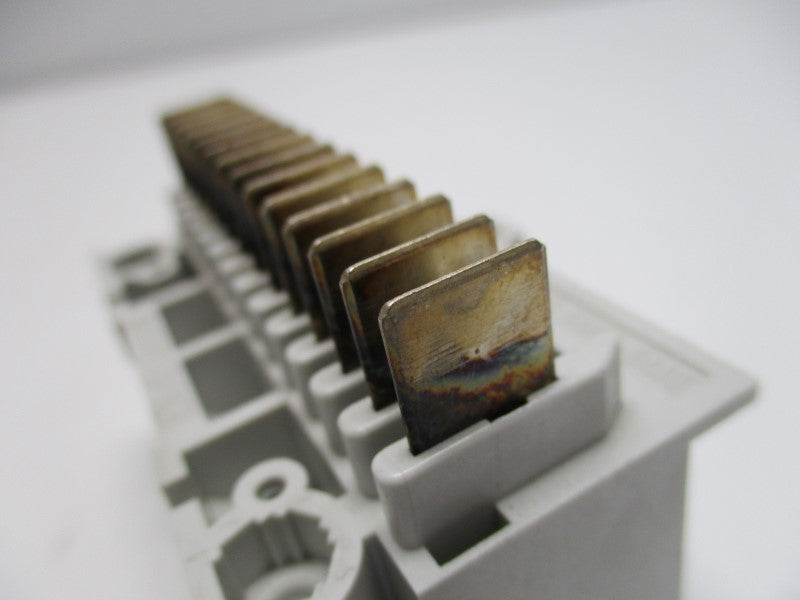 SIEMENS 3WL9111-0AB01-0AA0 CONNECTOR  UNMP