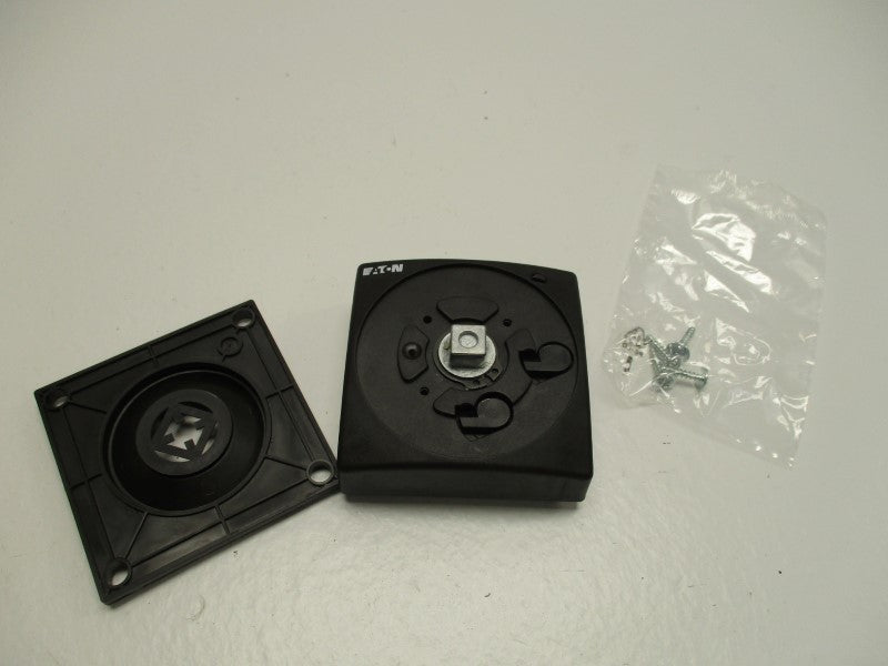 EATON NZM1/2-XTDMV DOOR COULING MODULE (MISSING ACCESSORIES)   NSMP
