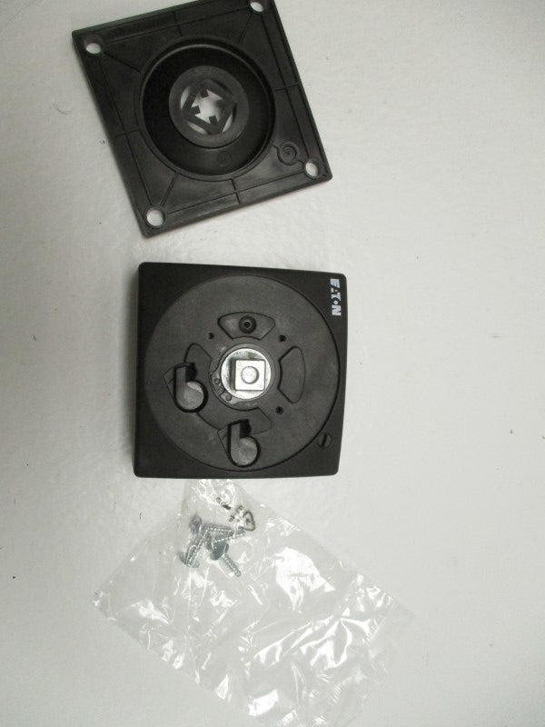 EATON NZM1/2-XTDMV DOOR COULING MODULE (MISSING ACCESSORIES)   NSMP
