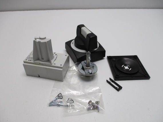EATON NZM1-XTVD DOOR COUPLING ROTARY HANDLE (AS IS)  NSMP