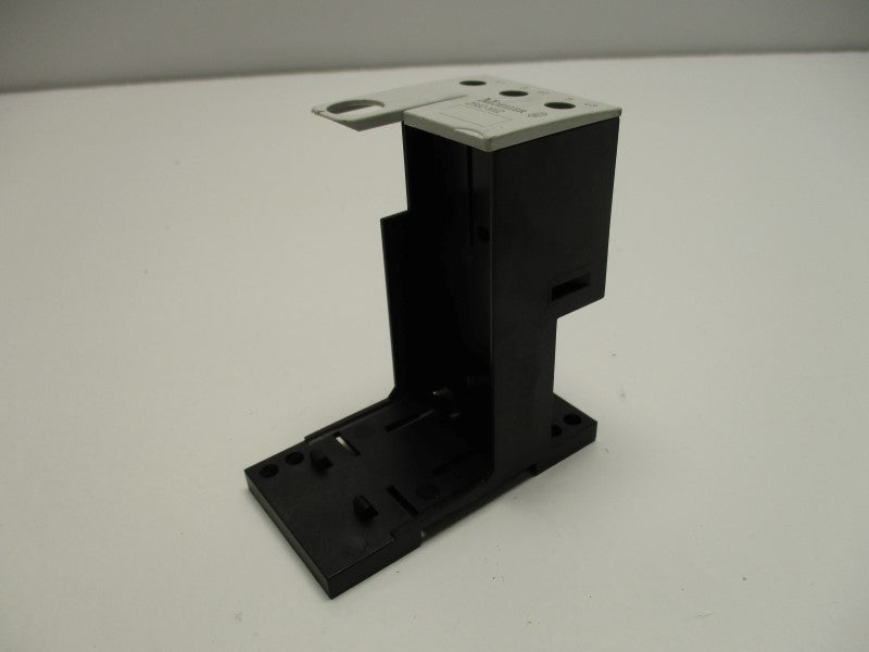 KLOCKNER MOELLER ZB32-XEZ MOUNTING BASE  NSNP