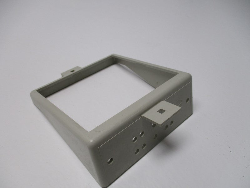 EATON BT435 RETAINING FRAME  NSNP