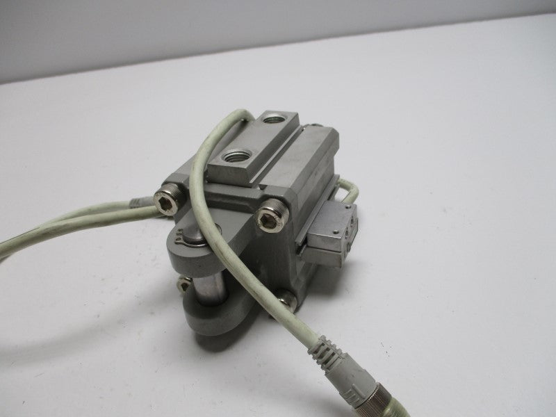 SMC CDQ2D50-25DCM-P4DWSC COMPACT CYLINDER ASSEMBLY  NSNP