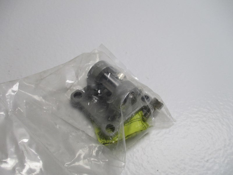 SMC CQ-D050 MOUNT KIT (AS PICTURED)  NSMP