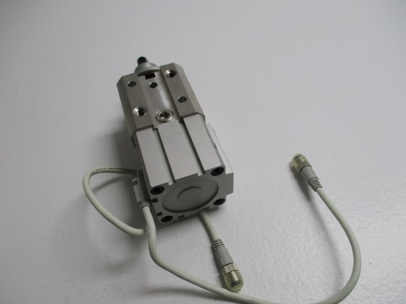CKD PCC-C15T147D-T2Y-DUDS-FL358779 PIN CLAMP CYLINDER  NSNP