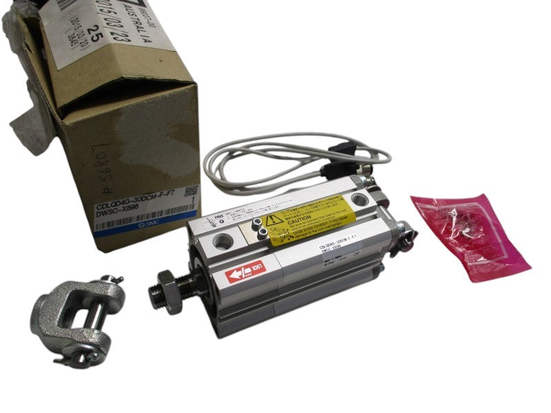 SMC CDLQD40-30DCM-F-F7-DWSC-X896 COMPACT CYLINDER  NSMP