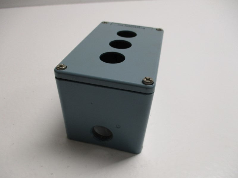SCHNEIDER H29 ENCLOSURE  NSNP
