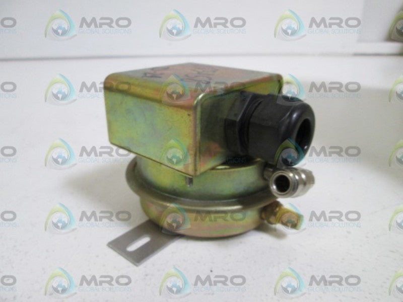 ANTUNES CONTROLS PRESSURE SWITCH  8021506175  UNMP